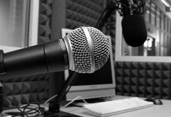 A microphone at radio station by Allessandro Bonvini