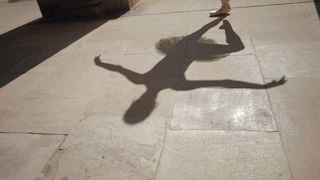 "Trinity College Ballerina 6" by Punting Cambridge. Licensed under CC Attribution-ShareAlike 2.0 Generic.