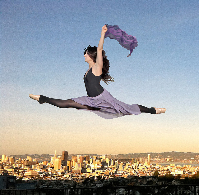 "flying high over san francisco" by torbakhopper. Licensed under CC Attribution 2.0 Generic.