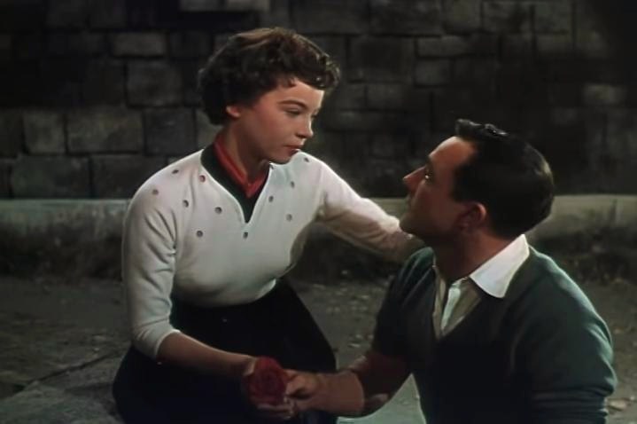 By film trailer screenshot (MGM) (An American in Paris trailer) [Public domain], via Wikimedia Commons