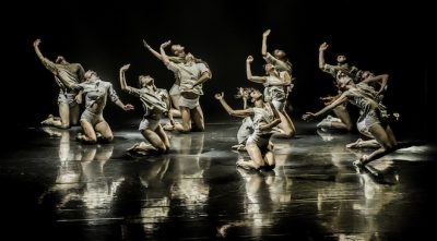 Kibbutz Contemporary Dance Company - Horses in the Sky